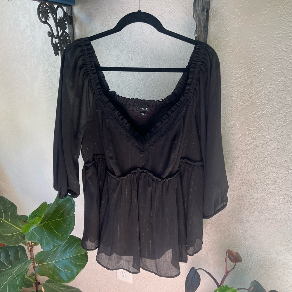 Torrid Black Women's Sheer Blouse Size 1 - Picture 4 of 7